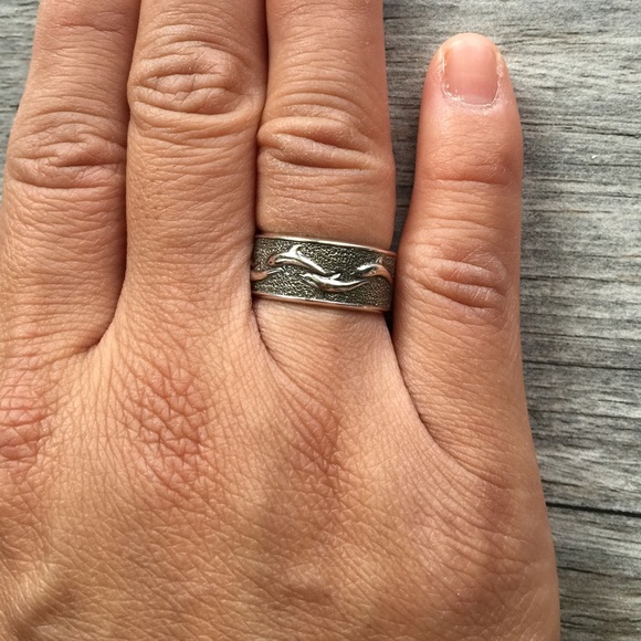 Sterling Silver Dolphin Ring Size 6