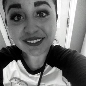 Meet your Posher, Isabel