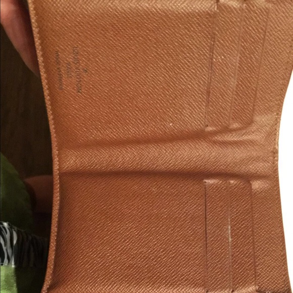 Louis Vuitton wallet - Picture 2 of 4