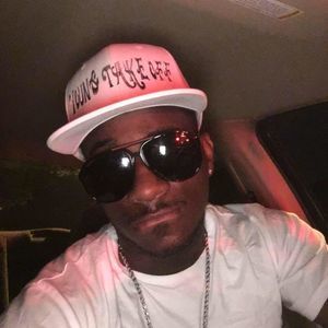 Meet your Posher, Buddy love