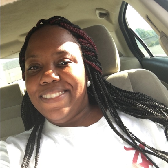 Meet your Posher, Lachelle - Picture 1 of 1