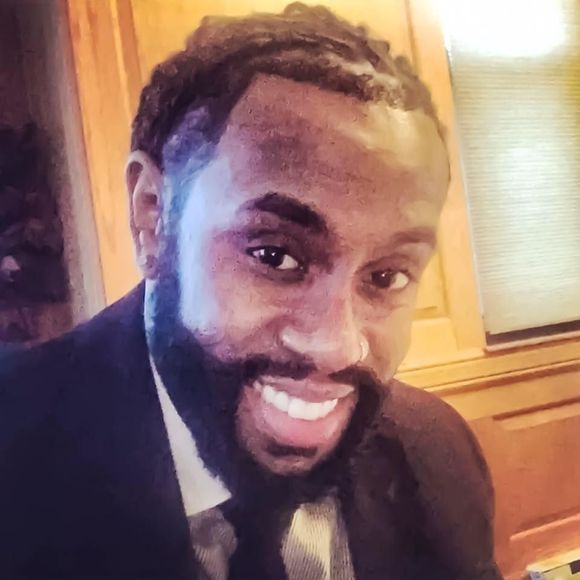 Meet your Posher, Marco - Picture 1 of 1