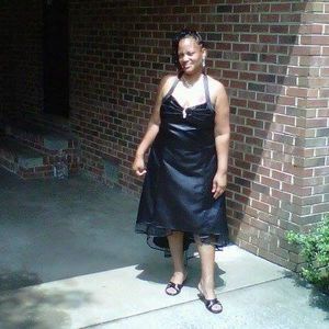 Meet your Posher, Dolores