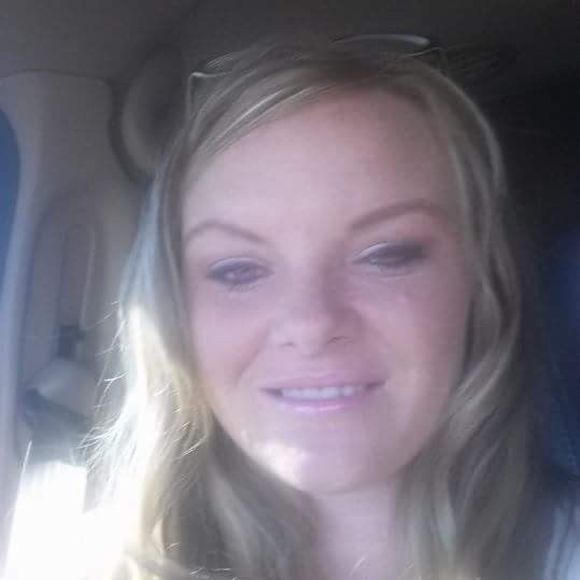 Meet your Posher, Bobbi - Picture 1 of 1