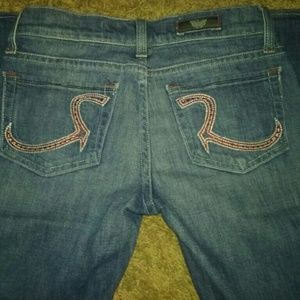 ROCK & REPUBLIC JEANS