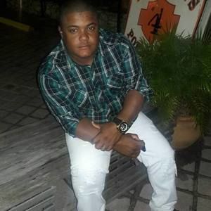 Meet your Posher, Emmanuel jesu