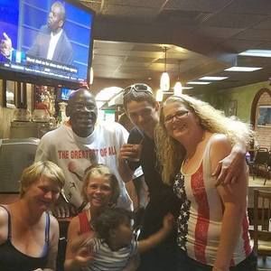 Meet your Posher, Thomas