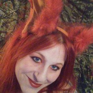 Meet your Posher, Carrie