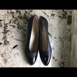 Vintage Salvatore Ferragamo Pumps