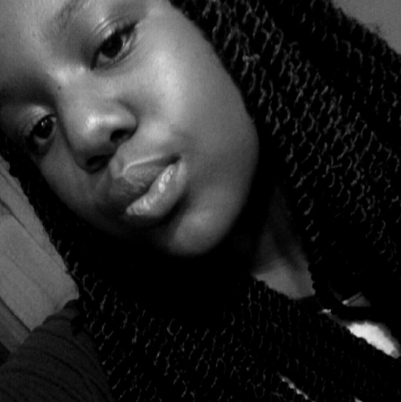 Meet your Posher, Shareese - Picture 1 of 1