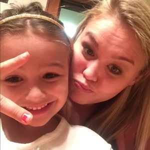 Meet your Posher, Amber