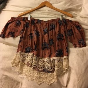 Off shoulder Top