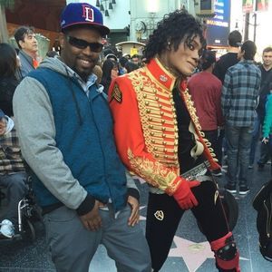 Meet your Posher, Santiesteban