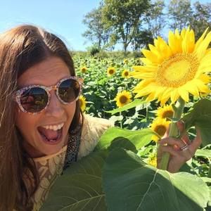 Meet your Posher, Jacqueline