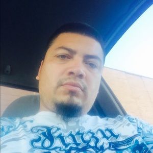 Meet your Posher, Gil