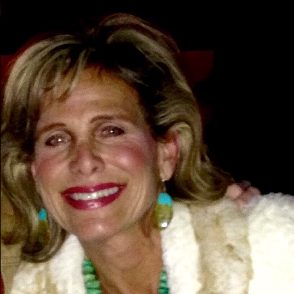 Meet your Posher, Charlotte - Picture 2 of 2