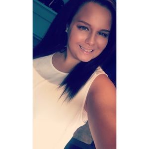 Meet your Posher, Amber