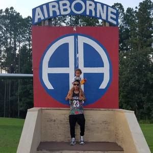 Meet your Posher, Devin