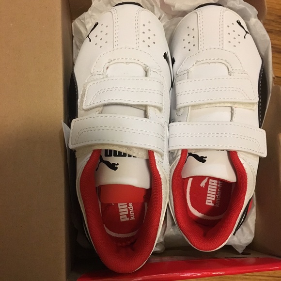Puma toddler sneakers (W)