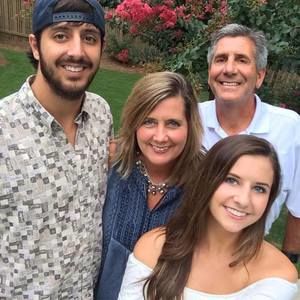 Meet your Posher, Chris