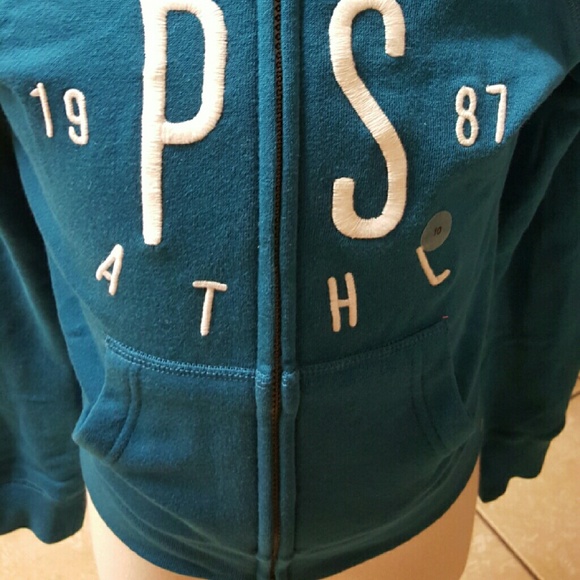 Zip up hoodie - Picture 2 of 2