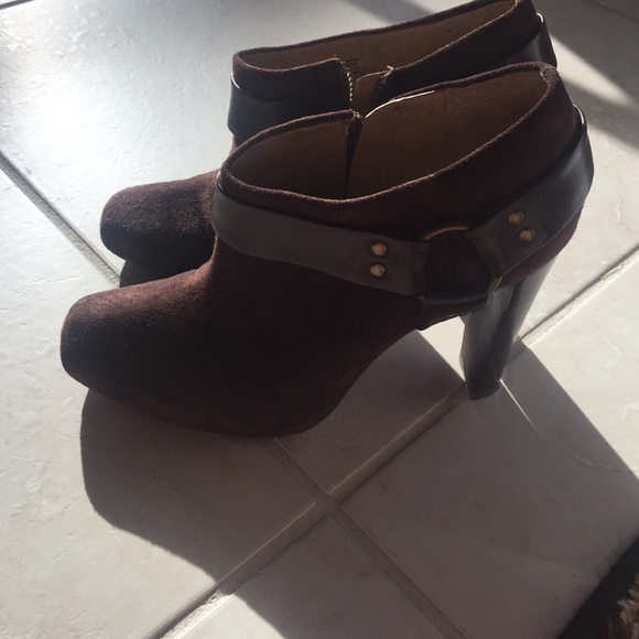 Jessica Simpson suede booties style name is kianna