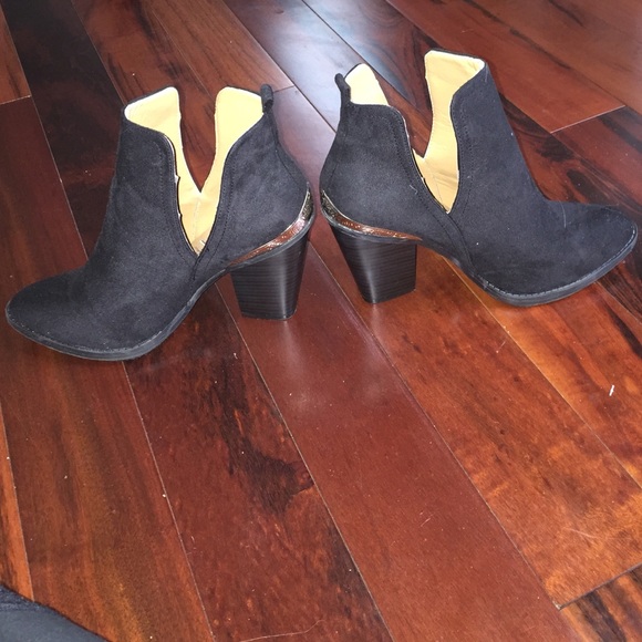 Shoes - Western boot