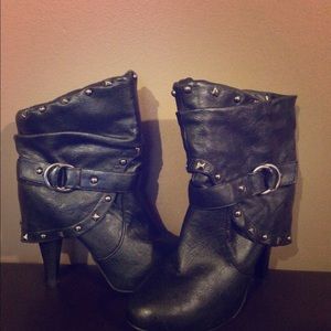 BKE BLACK BOOTIES SZ 8.5