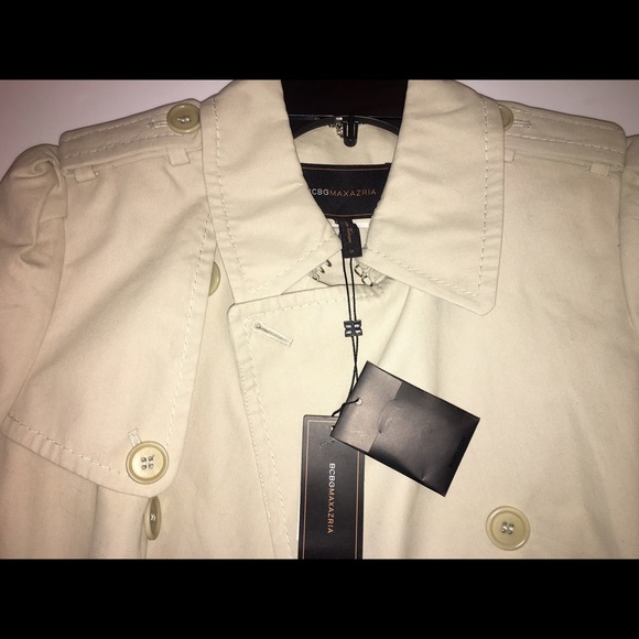 BCBG MAXAZRIA Vapor Short Trench Coat - Picture 4 of 10