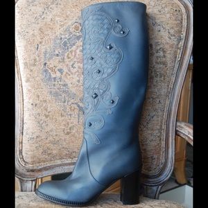 Sold Authentic Bottega Veneta Woven Long Boots