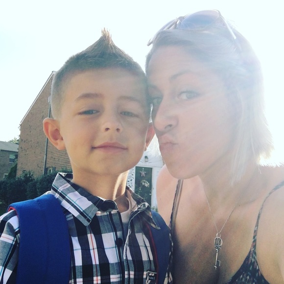 Meet your Posher, Raeonah - Picture 3 of 4