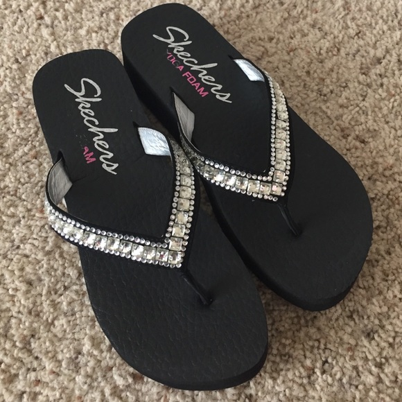 skechers yoga foam 2016