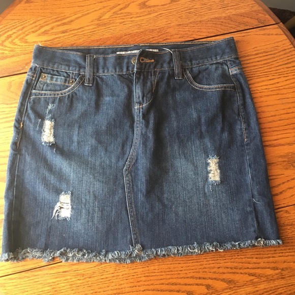 Blue Jean skirt old navy size 2 regular like new - Picture 1 of 4