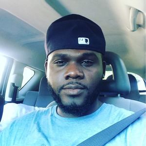 Meet your Posher, Yves