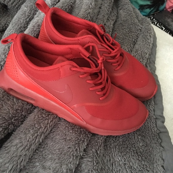 Nike all red air max Thea