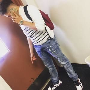 Meet your Posher, Alex