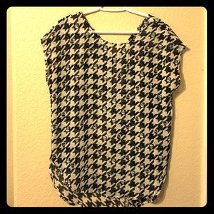 Sheer skull sleeveless blouse