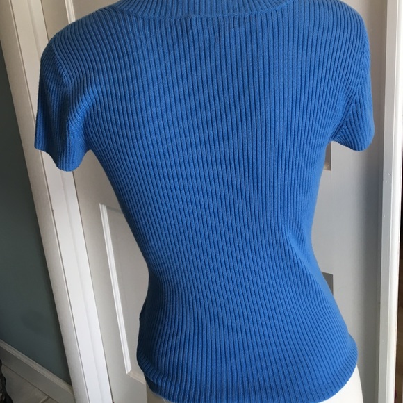 Top - Picture 2 of 2