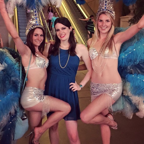 Meet your Posher! - Picture 2 of 4