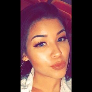 Meet your Posher, Nicolette