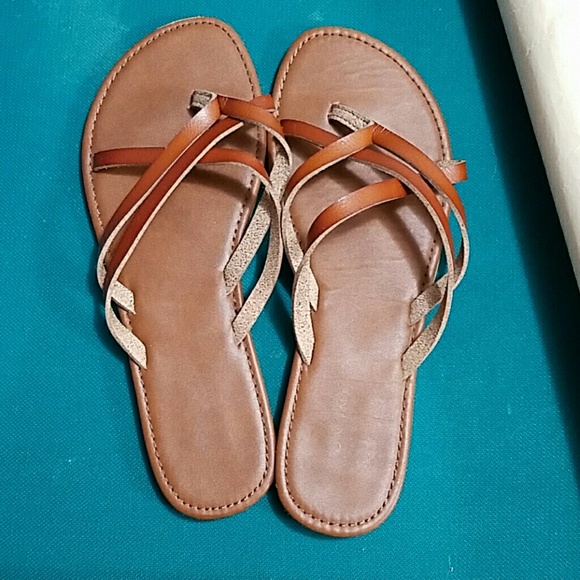 Excellent used condition sandals