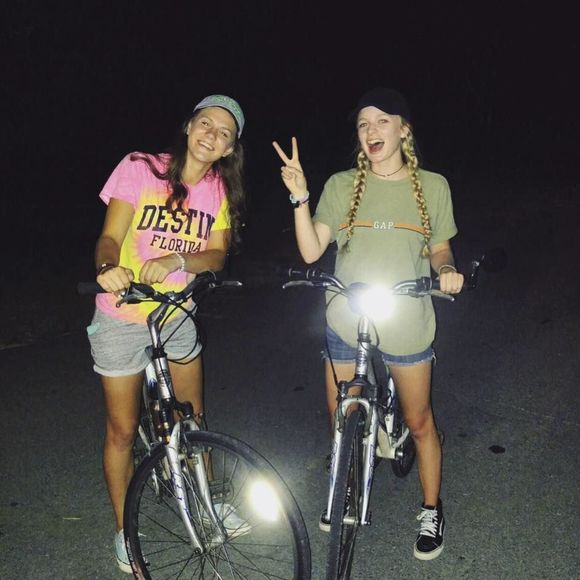 Meet your Posher, Robin