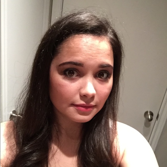 Meet your Posher, Eilish - Picture 1 of 1