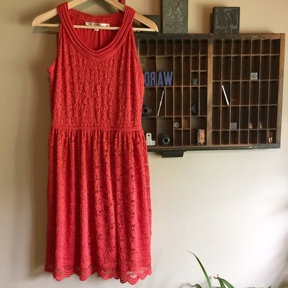 Gorgeous Max Studio Lace Dress