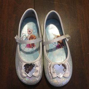 Frozen size 9