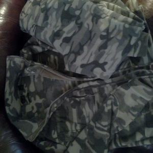 Mens Medium Redhead fleece pants and jacket.