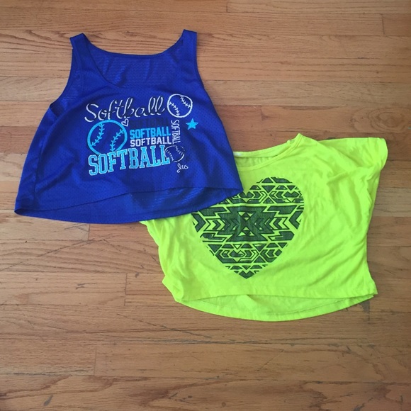 ONE HOUR SALE 2crop tops