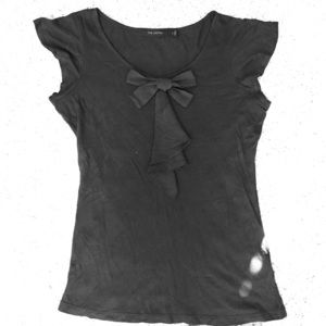 Ruffled bow top