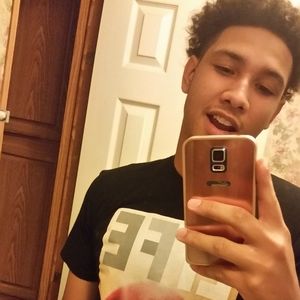 Meet your Posher, Jeremiah