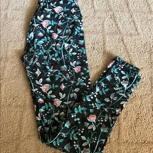 LulaRoe leggins OS
